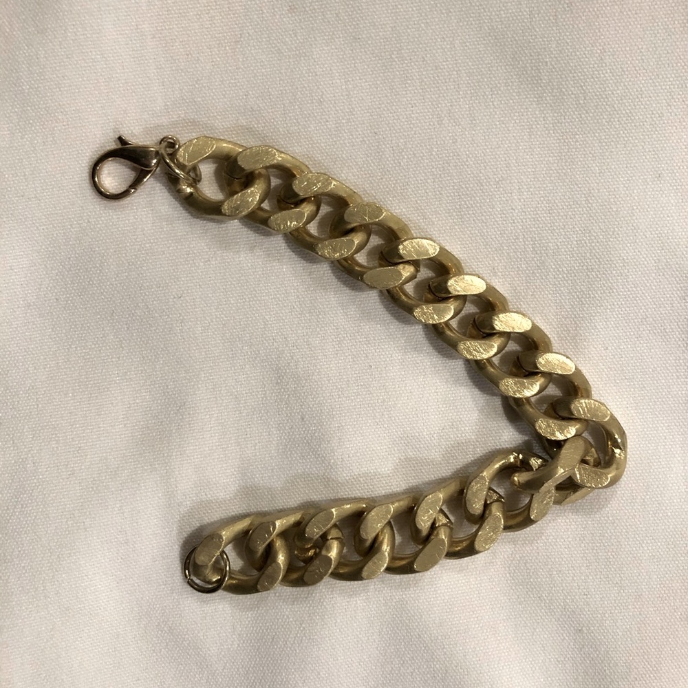 Matte Gold Chunky Bracelet NWOT